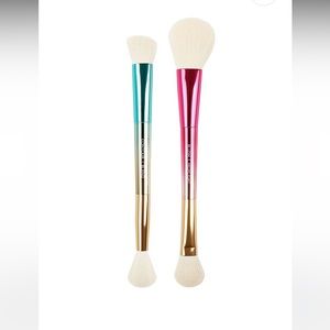 Unopened Face Brush Set